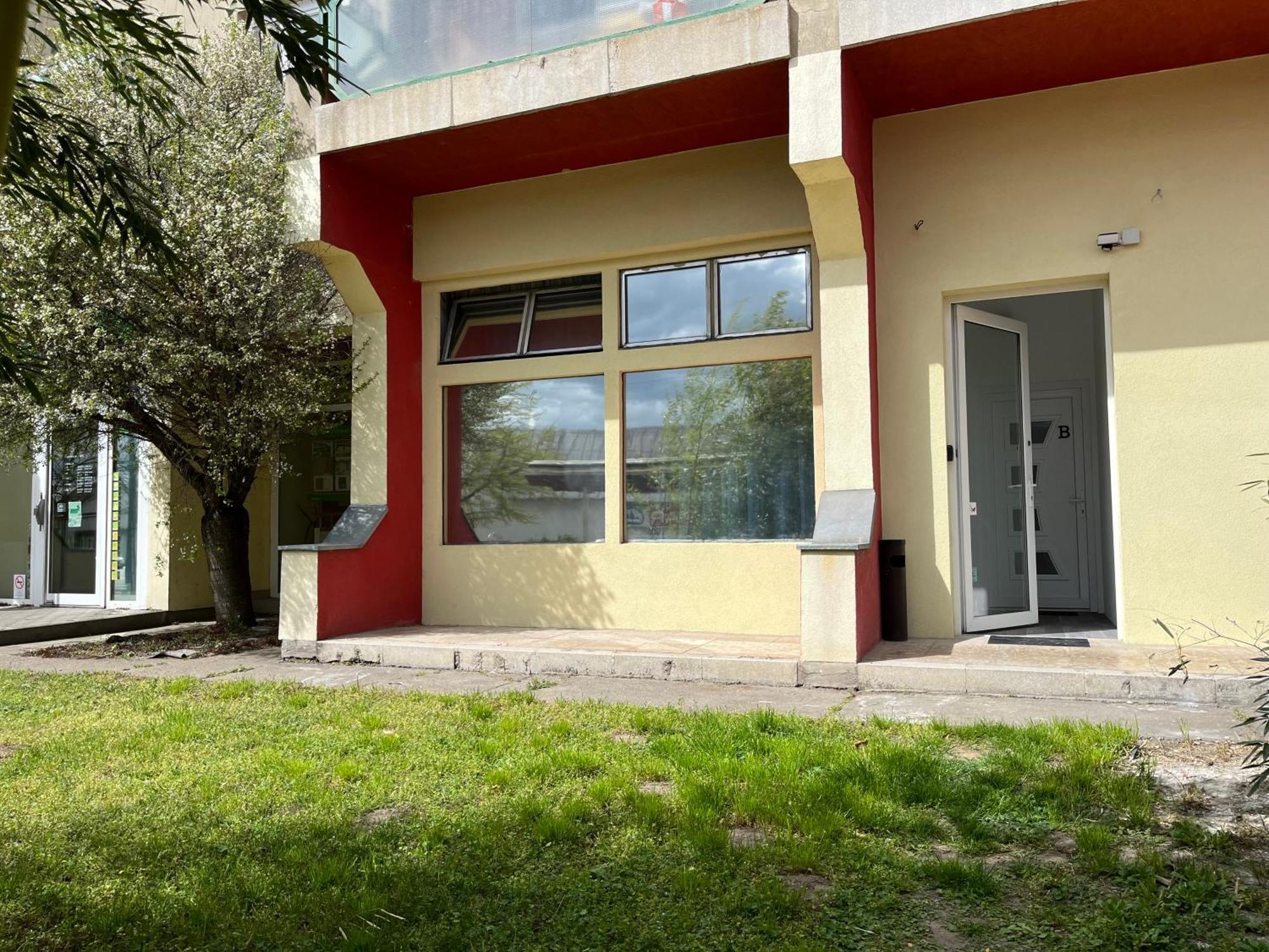 Centr00M Apartman Dunafoldvar Quarto foto